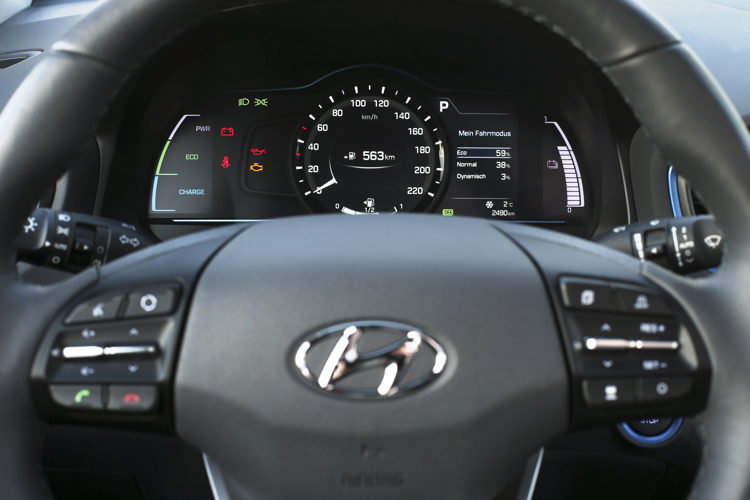 Hyundai IONIQ Hybrid