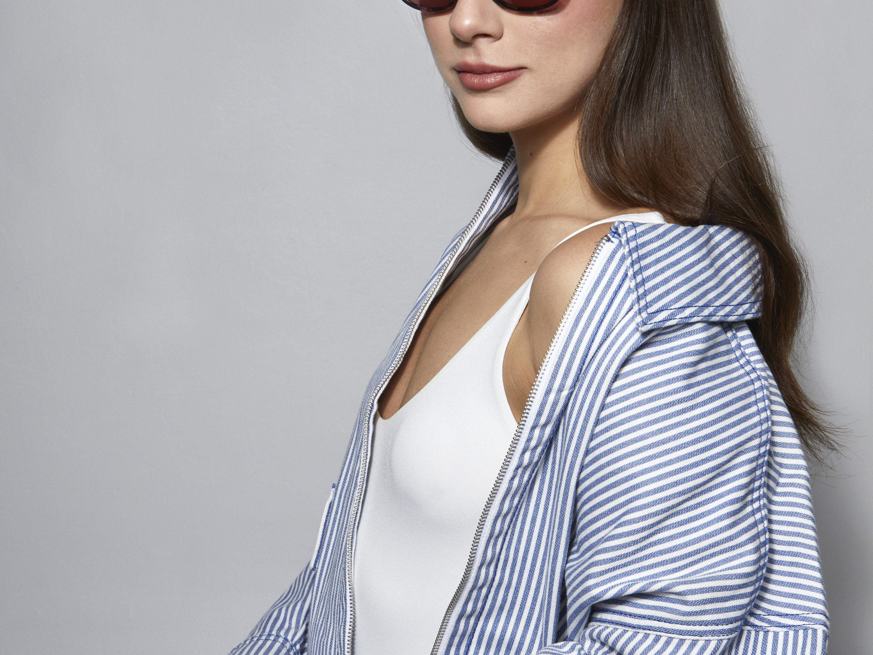 VOGUE EYEWEAR presenta “No Rules Club” con Azul Guaita: libertad de estilo, a tu manera. 