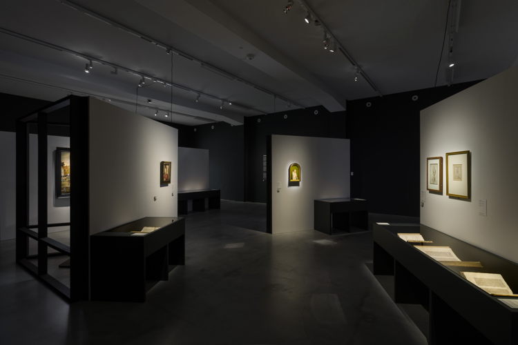 Zaalzicht expo DIERIC BOUTS. Beeldenmaker, 2023, M Leuven, foto: (c) Useful Art Services Zaalzicht expo DIERIC BOUTS. Beeldenmaker, 2023, M Leuven, foto: (c) Useful Art Services