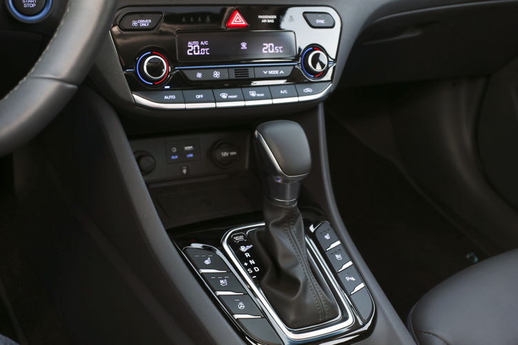 Hyundai IONIQ Hybrid