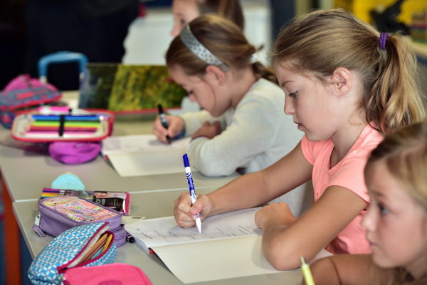 Dutch-language schools in Brussels short of places again