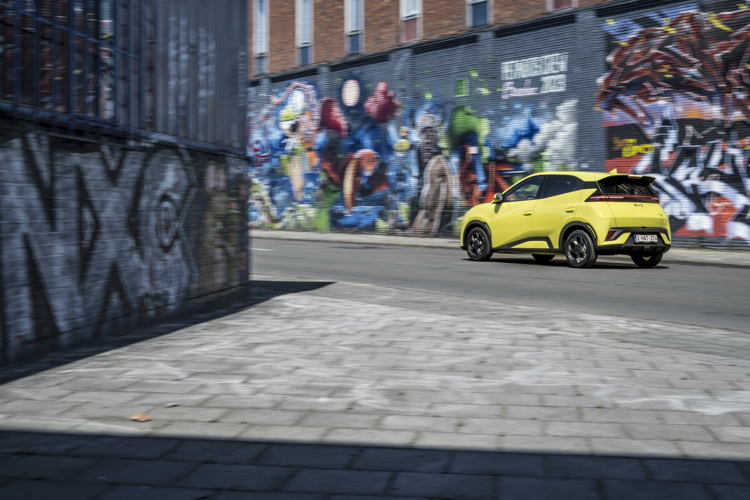 2025 BYD DOLPHIN SURF ACTION 009