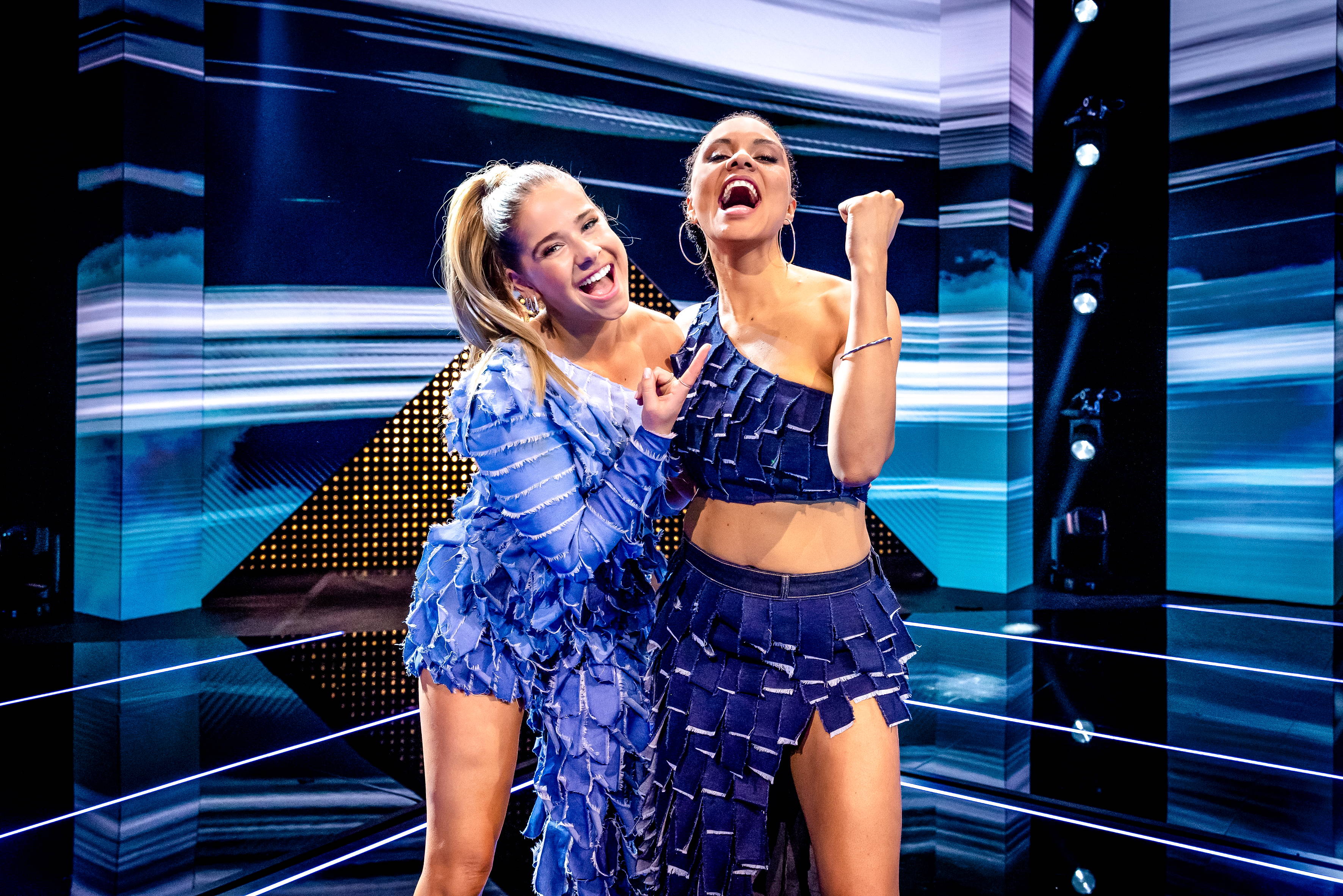 Anna Winkin wint Lift You Up, brengt samen met Laura Tesoro de single ‘Silverline’ uit en gaat op tournee met haar mentor
