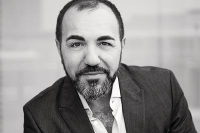 Als gebürtiger Türke, der mit zwei Jahren nach Deutschland kam, hat Adnan Maral das Thema „Cross-Culture“ nicht nur als Schauspieler zu seinem gemacht. Copyright: Isabelle Grubert