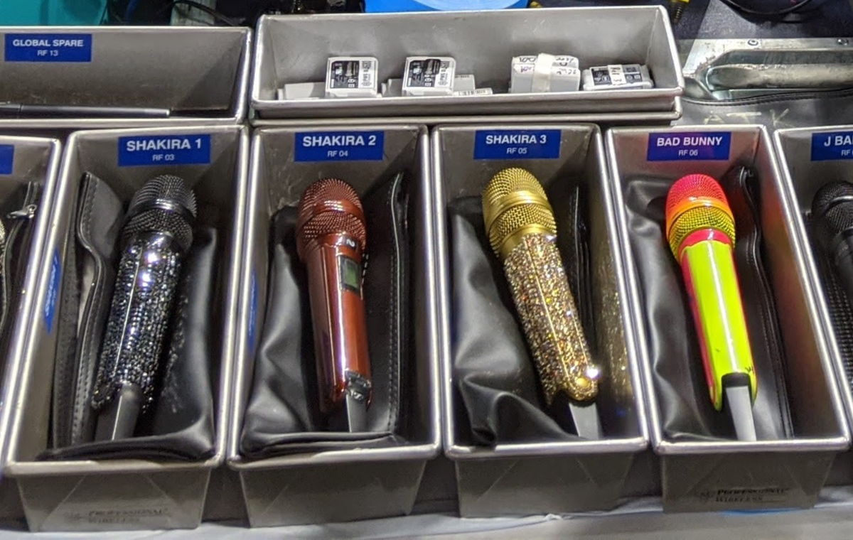 Sennheiser SKM 6000 transmitters, coupled with MD 9235 capsules, were used by Shakira and Bad Bunny at the Super Bowl LIV Halftime Show (photo courtesy Gary Trenda)