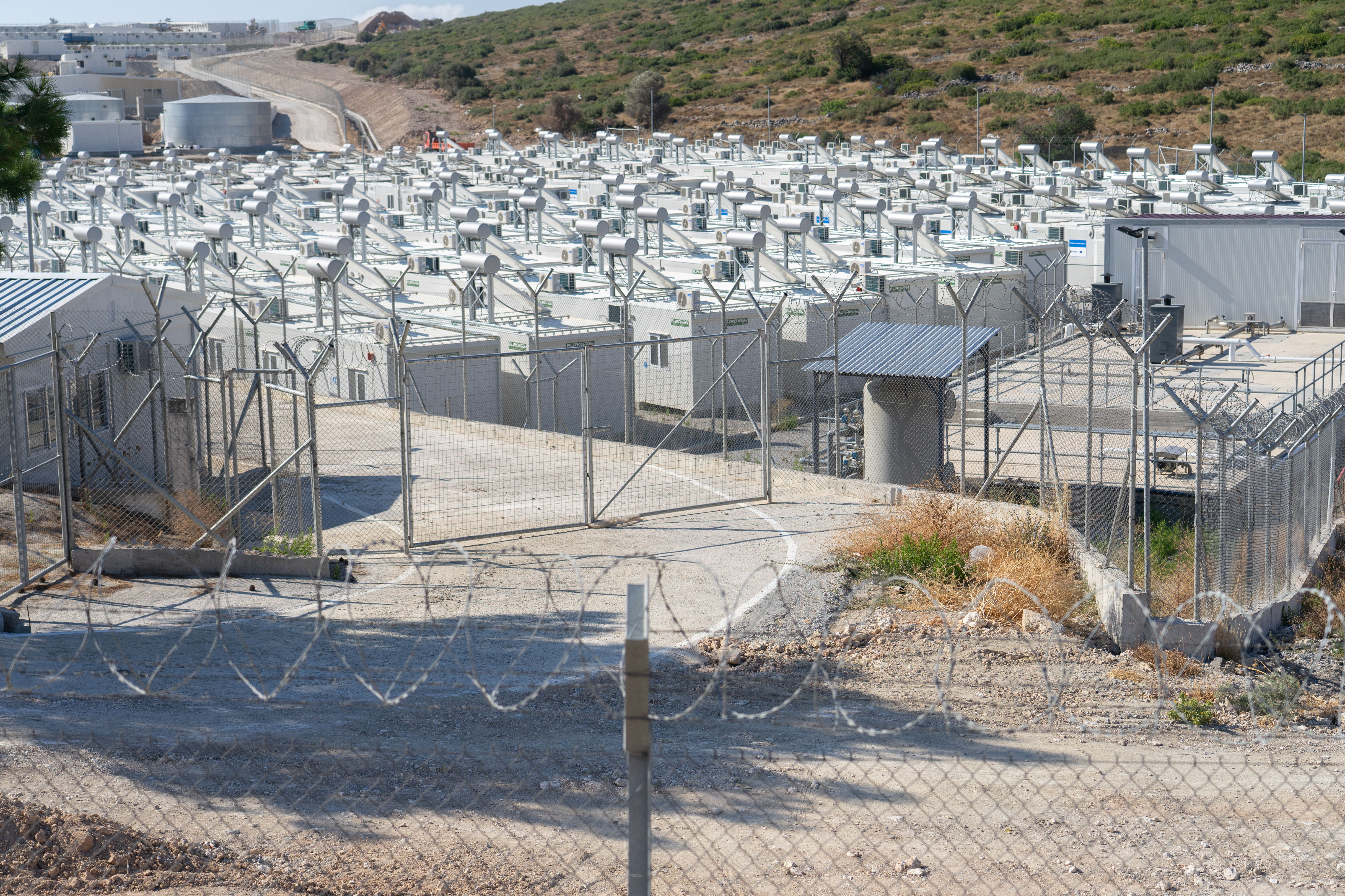 Centro de identificación y registro en la isla griega de Samos. © Evgenia Chorou /MSF