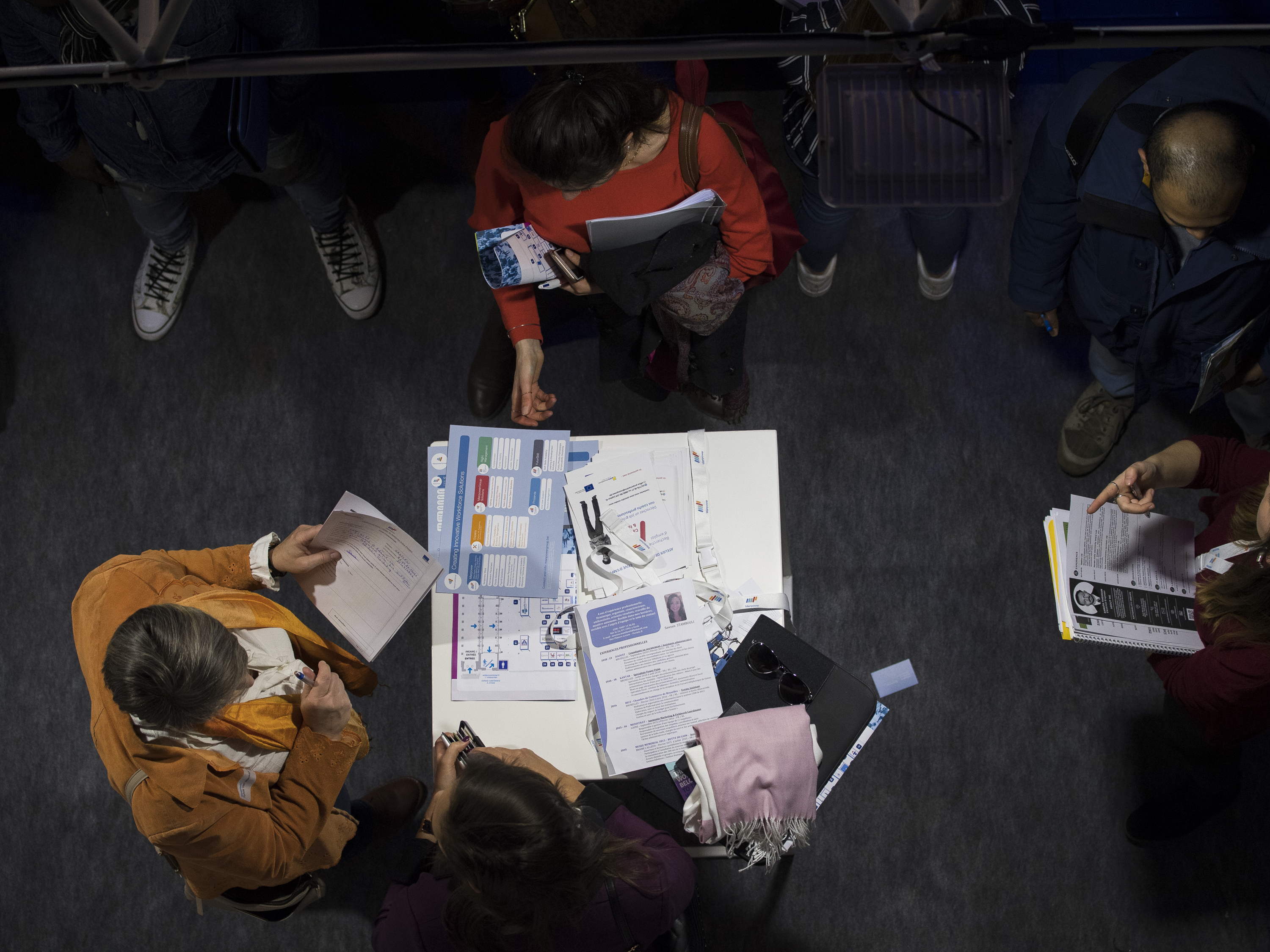 Over 13,500 welfare recipients guided into jobs in Flanders under local activation scheme