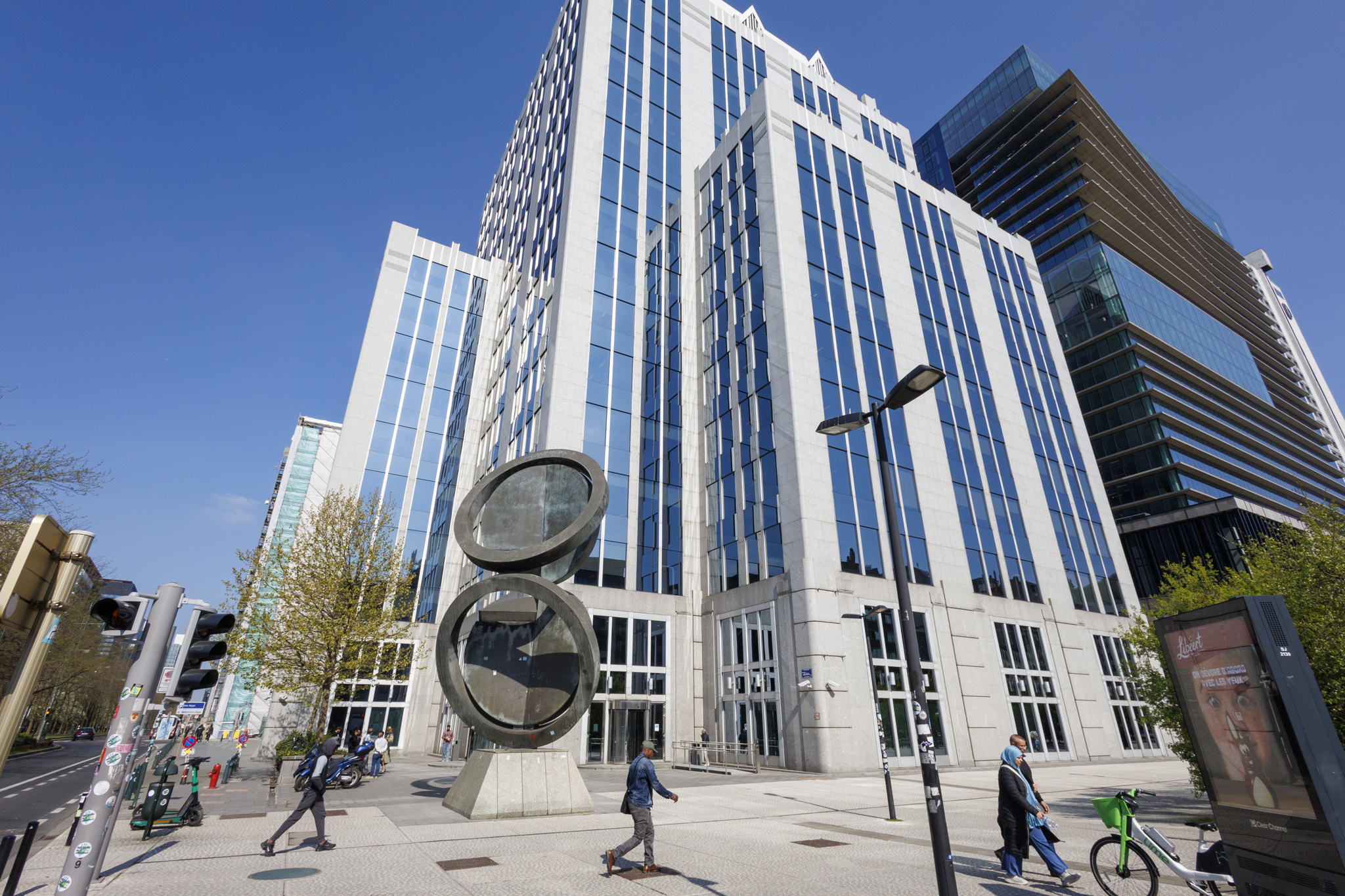 Russian central bank challenges indefinite asset freeze before EU court