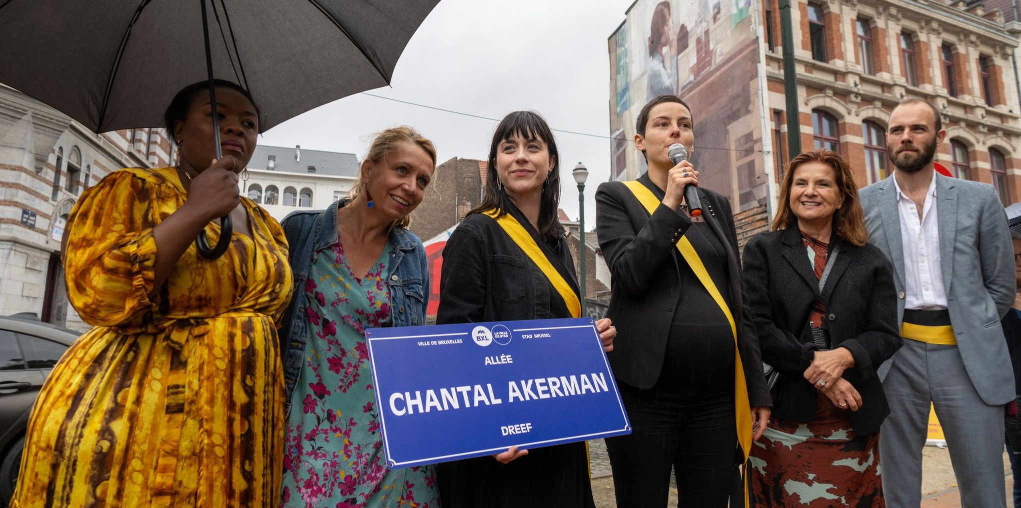 Focus op Chantal Akerman
De Stad Brussel eert Belgische filmmaakster met een fresco en een dreef