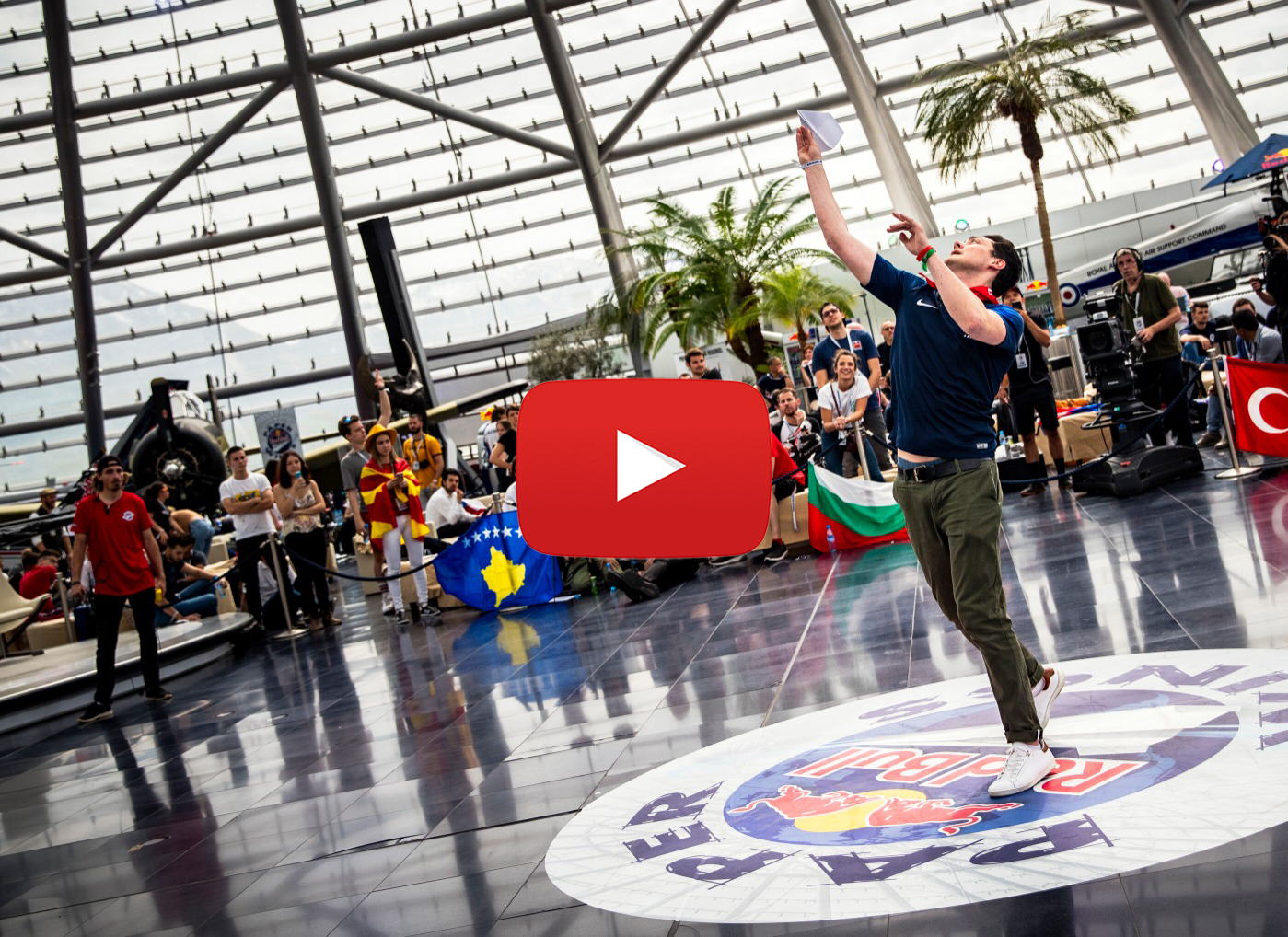 Regardez/téléchargez ici les images de la finale mondiale du Red Bull Paper Wings 2019 Regardez/téléchargez ici les images de la finale mondiale du Red Bull Paper Wings 2019