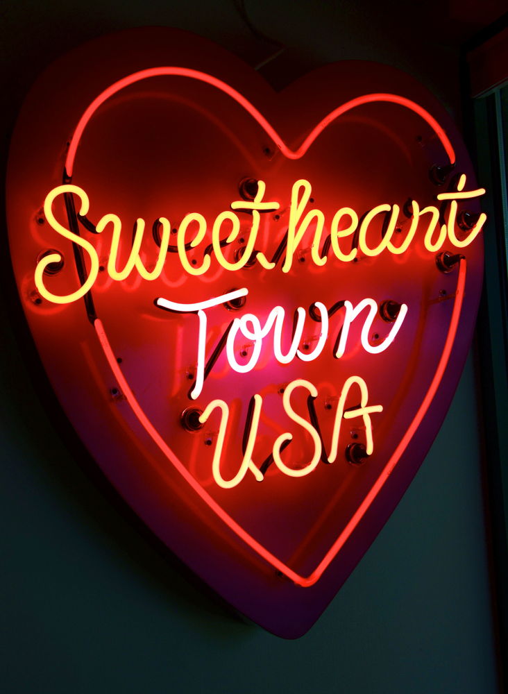 Valentine Town USA Heart - HiRES