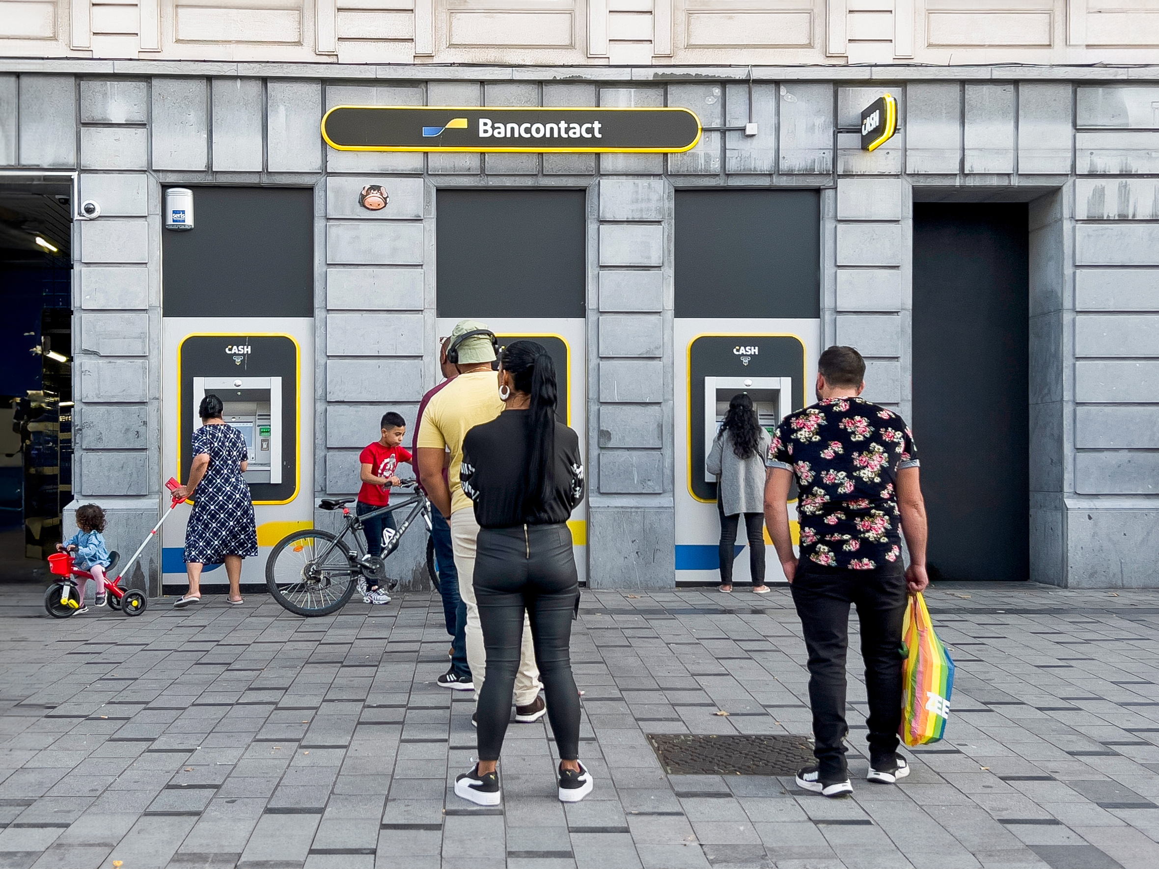 Aanbevelingen voor een betere toegang tot cash geld voor alle inwoners en handelaars in Brussel