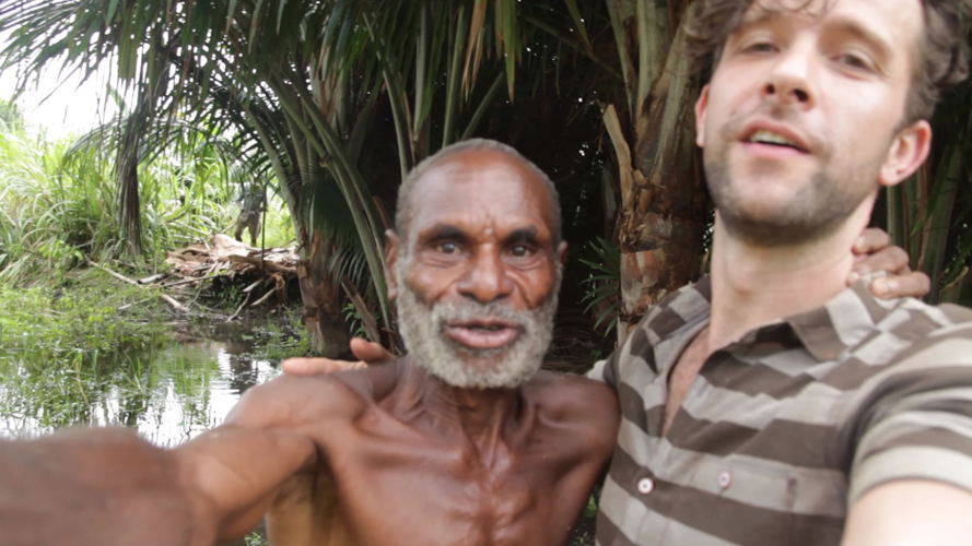 Selfie Jimmy en pastoor Bapa Matheus - (c) Jimmy Hendrickx