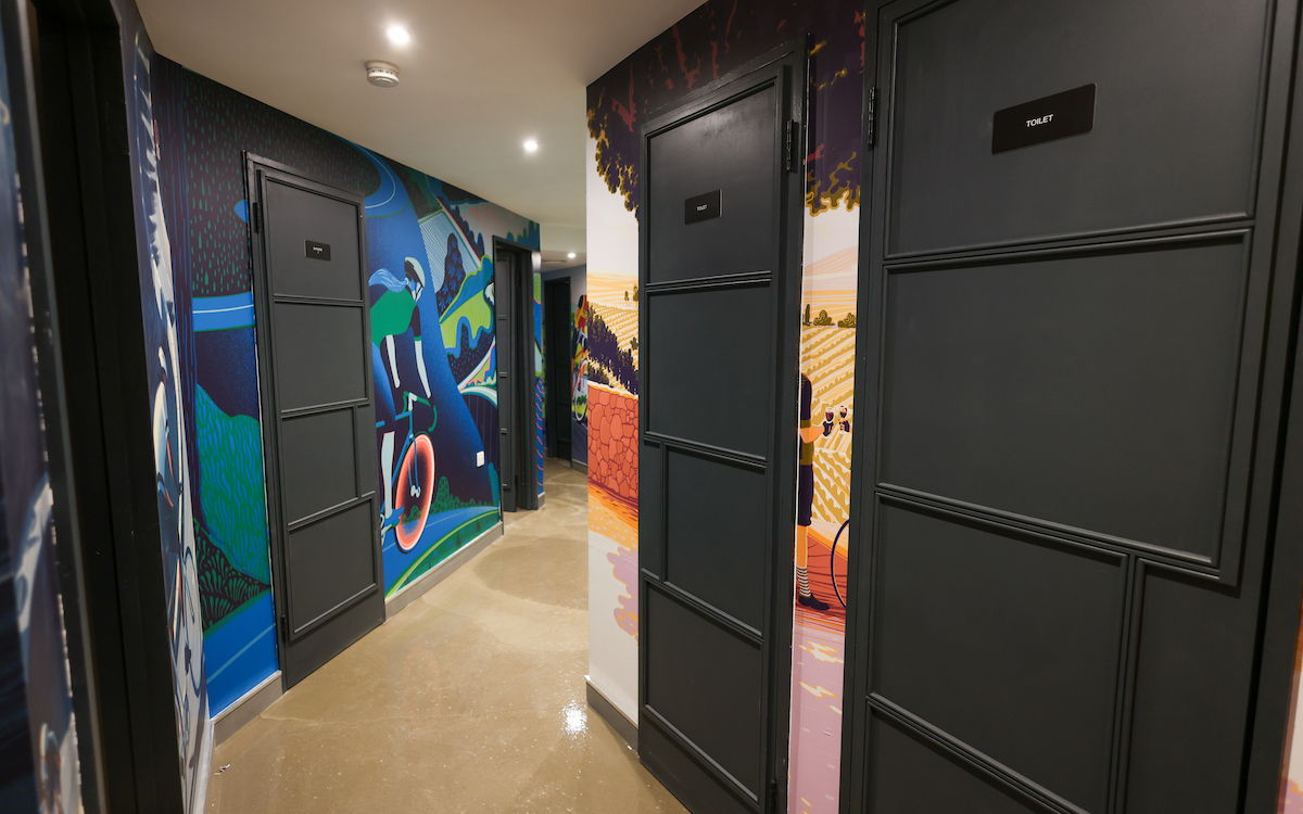 On-site changing facilities in Covent Garden