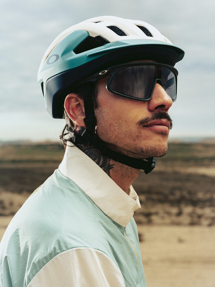 OAKLEY GRAVEL CAMPAIGN IMAGE