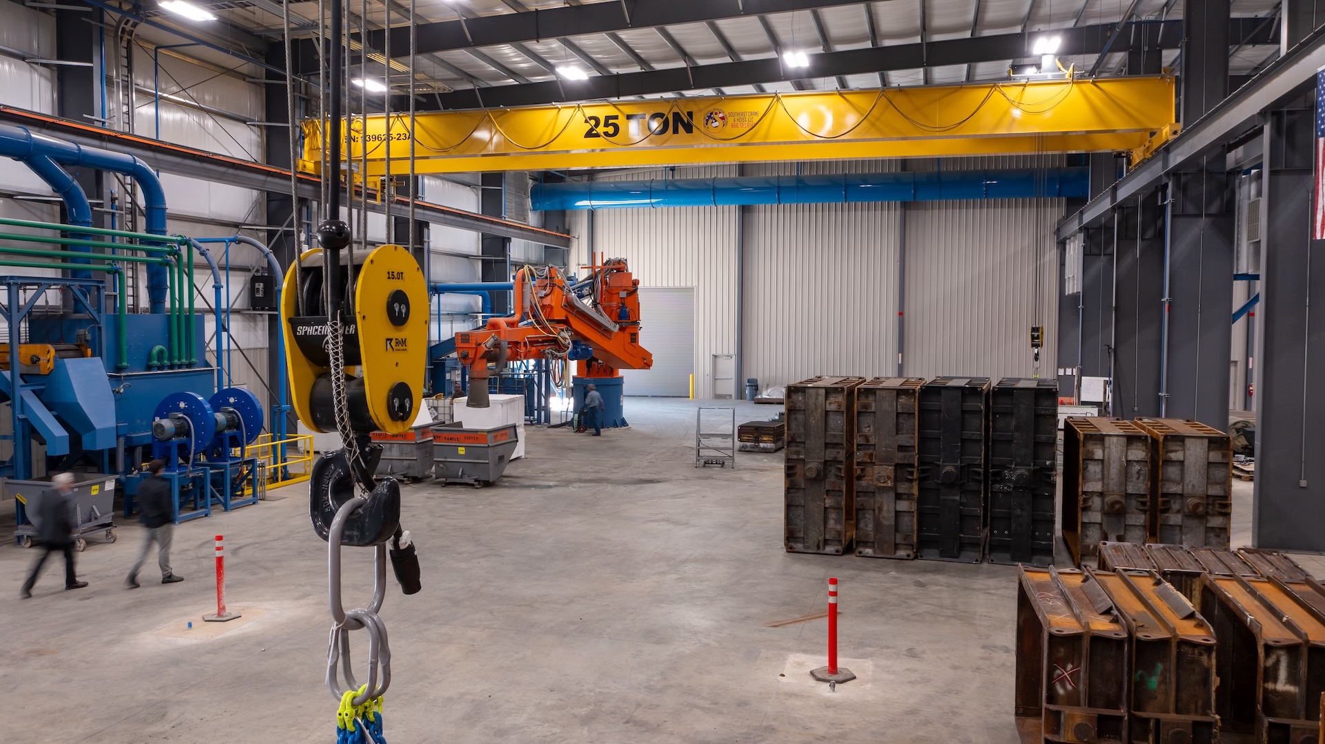 Southeast Crane & Hoist installed four overhead cranes at Tyler Union Foundry’s new facility in Anniston, Alabama. Southeast Crane & Hoist installed four overhead cranes at Tyler Union Foundry’s new facility in Anniston, Alabama.