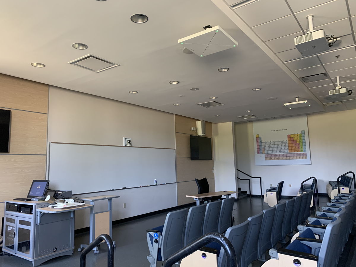 Middle Tennessee State University has outfitted over 250 classrooms with the TeamConnect Ceiling 2, with two installed in large lecture halls like this one.