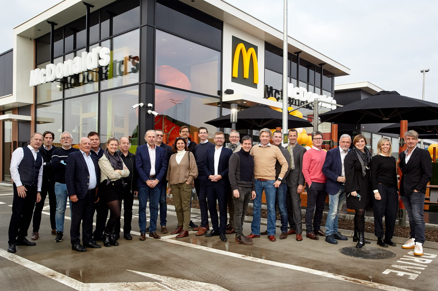 Stijn Heytens, Managing Director McDonald's Belgique, avec quelques franchisés