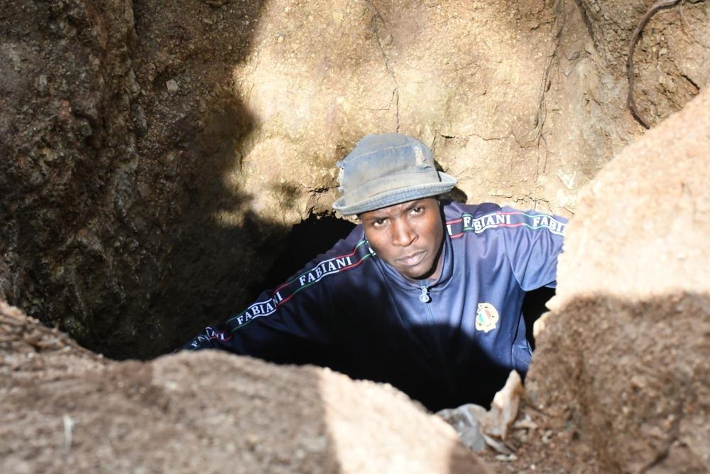Zimbabwe: Gwanda artisanal miner makes dangerous sacrifices for family
