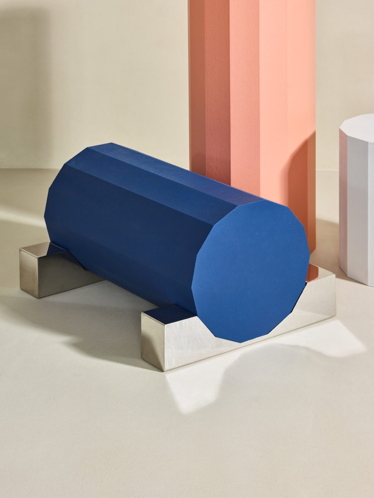 COLONNA seat by Cobra Studios © MATHIJS LABADIE