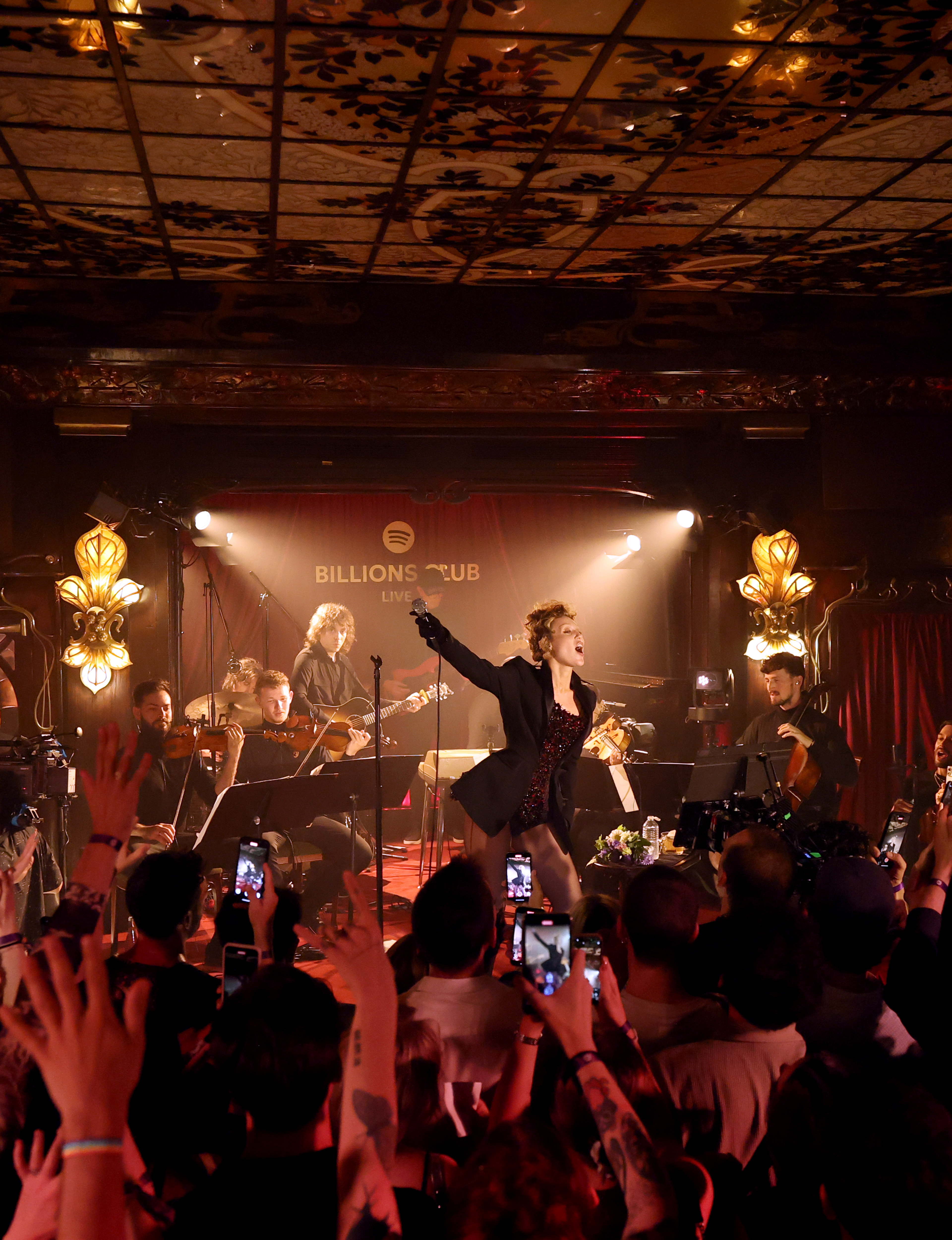 Miley Cyrus en Spotify stellen exclusieve film voor: "Billions Club Live with Miley Cyrus: A Concert Film"