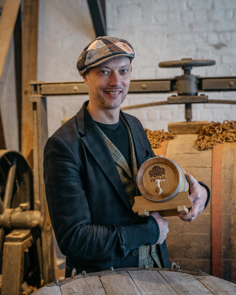 Andy De Brouwer - eigenaar-sommelier Les Eleveurs, Halle