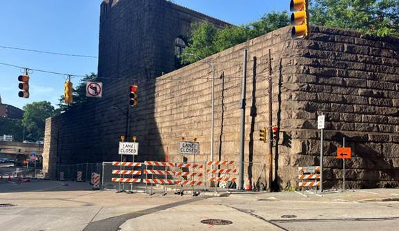 New work area on Sixth Avenue between Fifth Avenue and Diamond Street