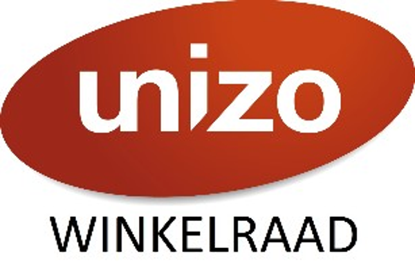 UNIZO Winkelraad sensibilise le public au problème de la contrefaçon avec une maison en pain d’épice