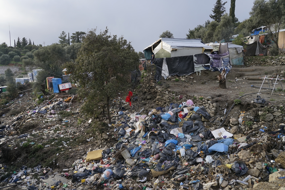 El invierno y las lamentables condiciones de los campos agravan la salud física y mental de los refugiados en Lesbos y Samos