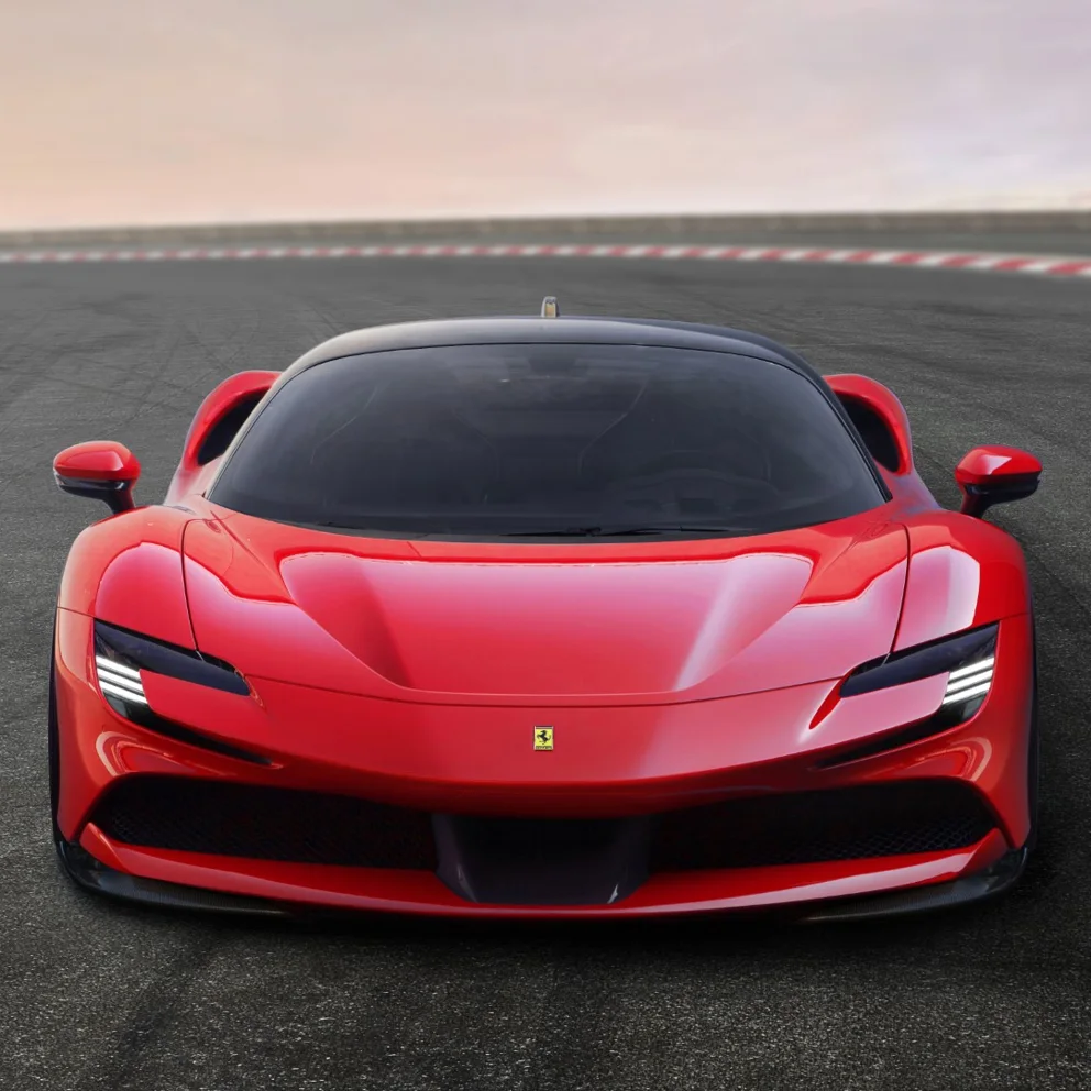 Ferrari_SF90_Stradale_5.jpg