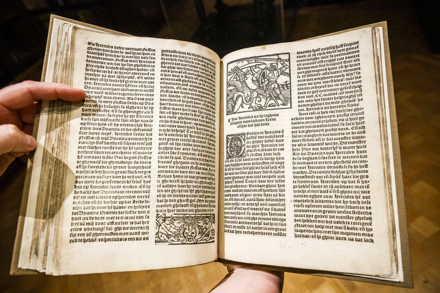 Expo 'Helden in harnas' (29/10/21-23/1/22). Foto: Victoriano Moreno voor Erfgoedbibliotheek Hendrik Conscience