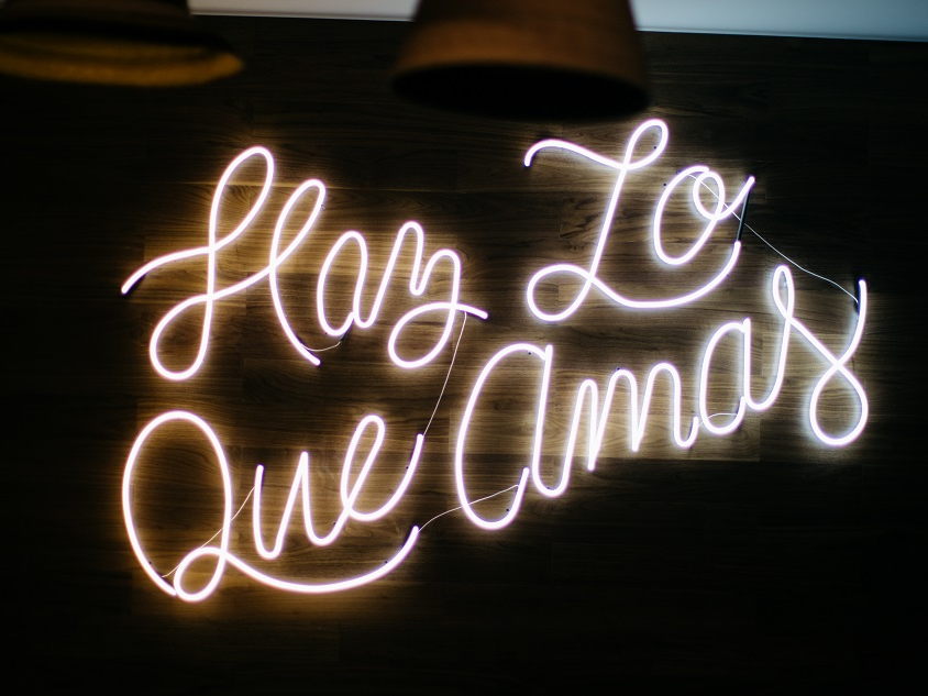 El emprendimiento crece y tiene el potencial para cambiar el panorama de competitividad en el país: primer panel de miembros de WeWork México