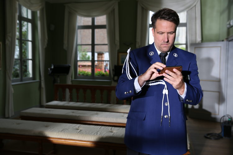 Achter de schermen bij THUIS (c) VRT