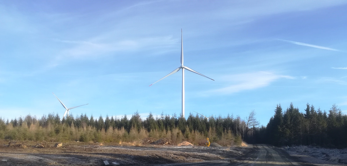 Luminus huldigt op Wereld Wind Dag het windmolenpark van Lierneux officieel in samen met de buurtbewoners