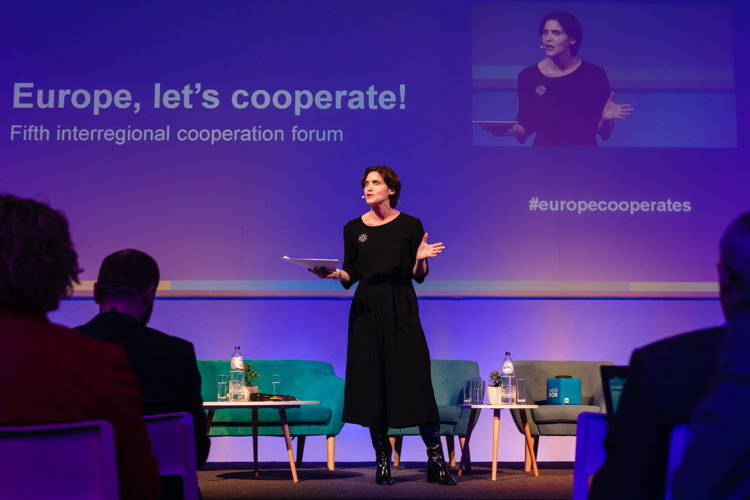 Europe, let's cooperate!