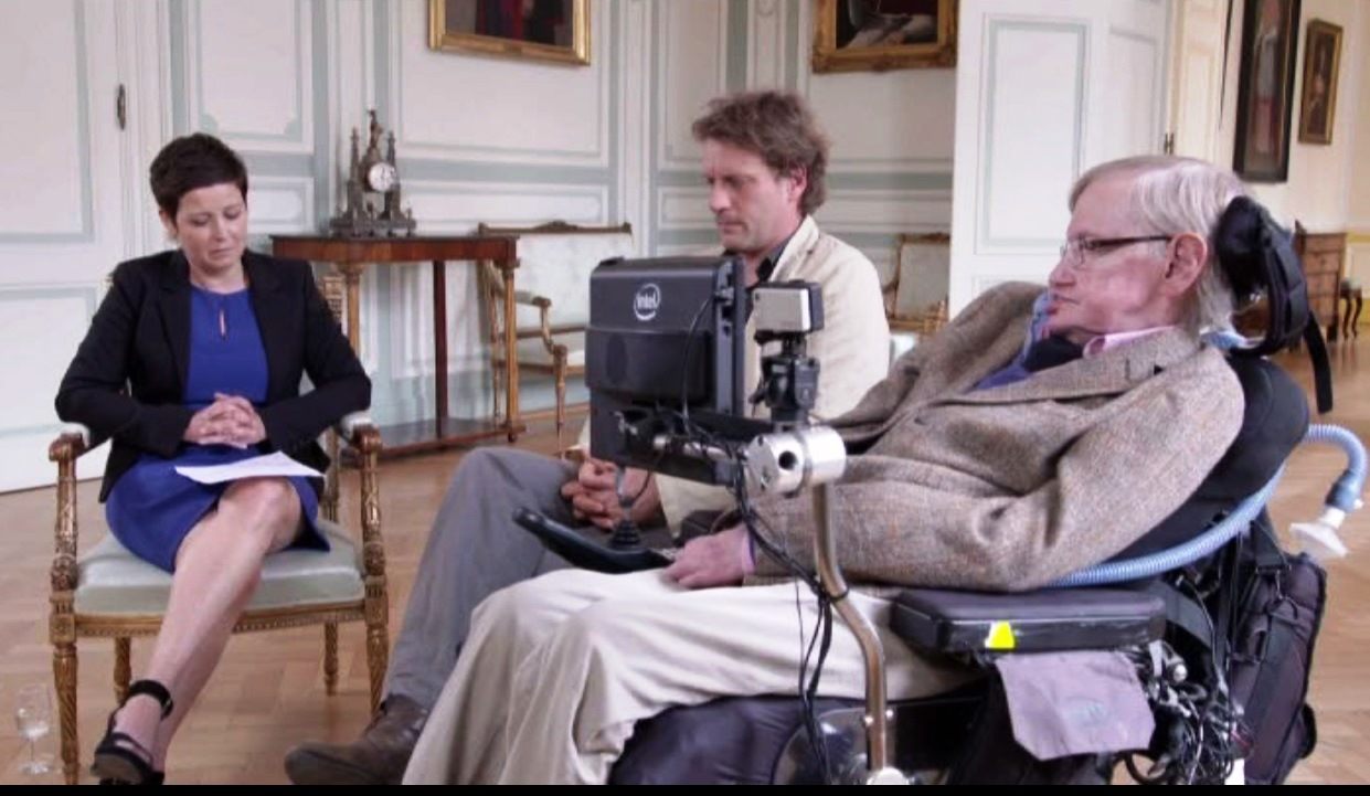 Terzake: Kathleen Cools in gesprek met Stephen Hawking - (c) VRT