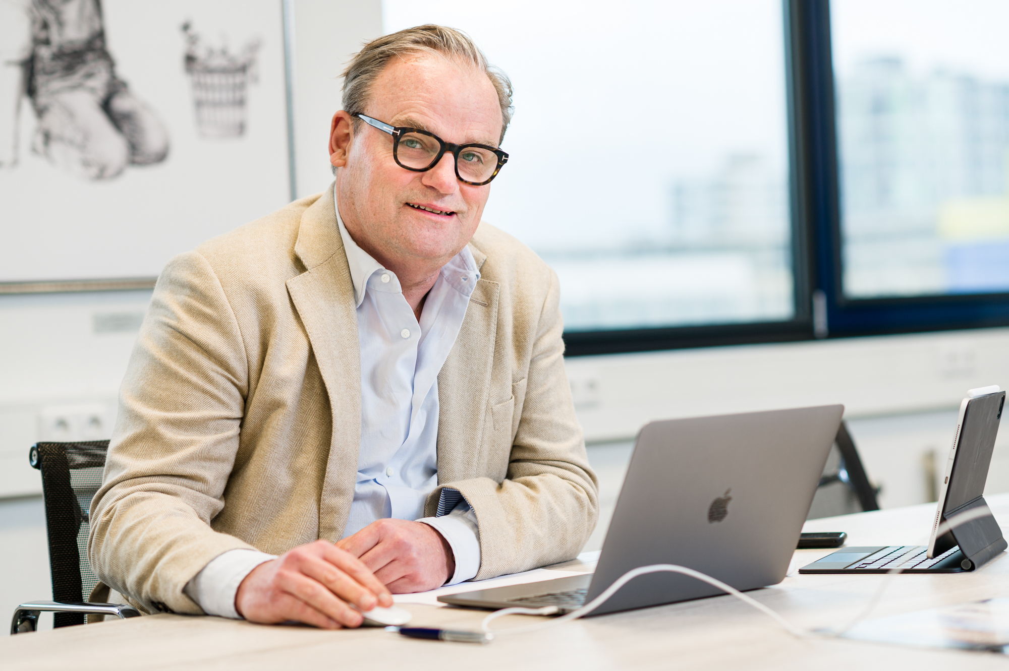 Herbert Samsom - CEO TBAuctions Herbert Samsom - CEO TBAuctions