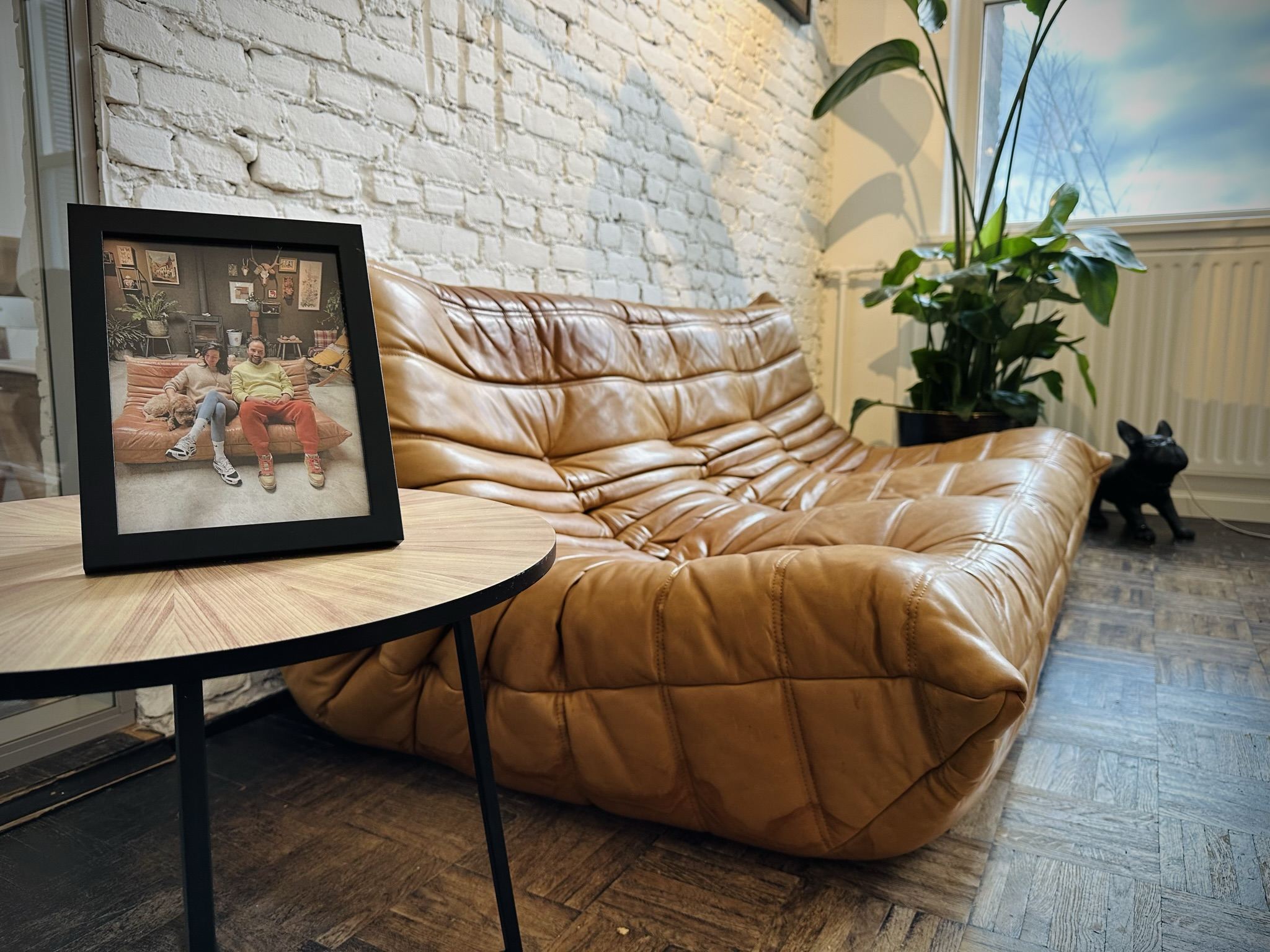 Het volledige interieur komt - hoe kan het ook anders - van Marktplaats. De verkopers zijn geportretteerd met het desbetreffende item. Het volledige interieur komt - hoe kan het ook anders - van Marktplaats. De verkopers zijn geportretteerd met het desbetreffende item.