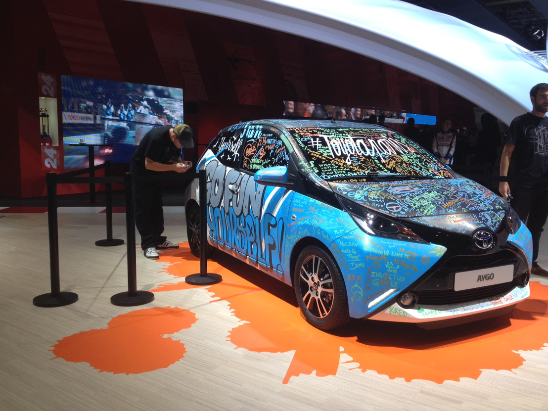 Kunstzinnige AYGO op het autosalon van Parijs 2014
