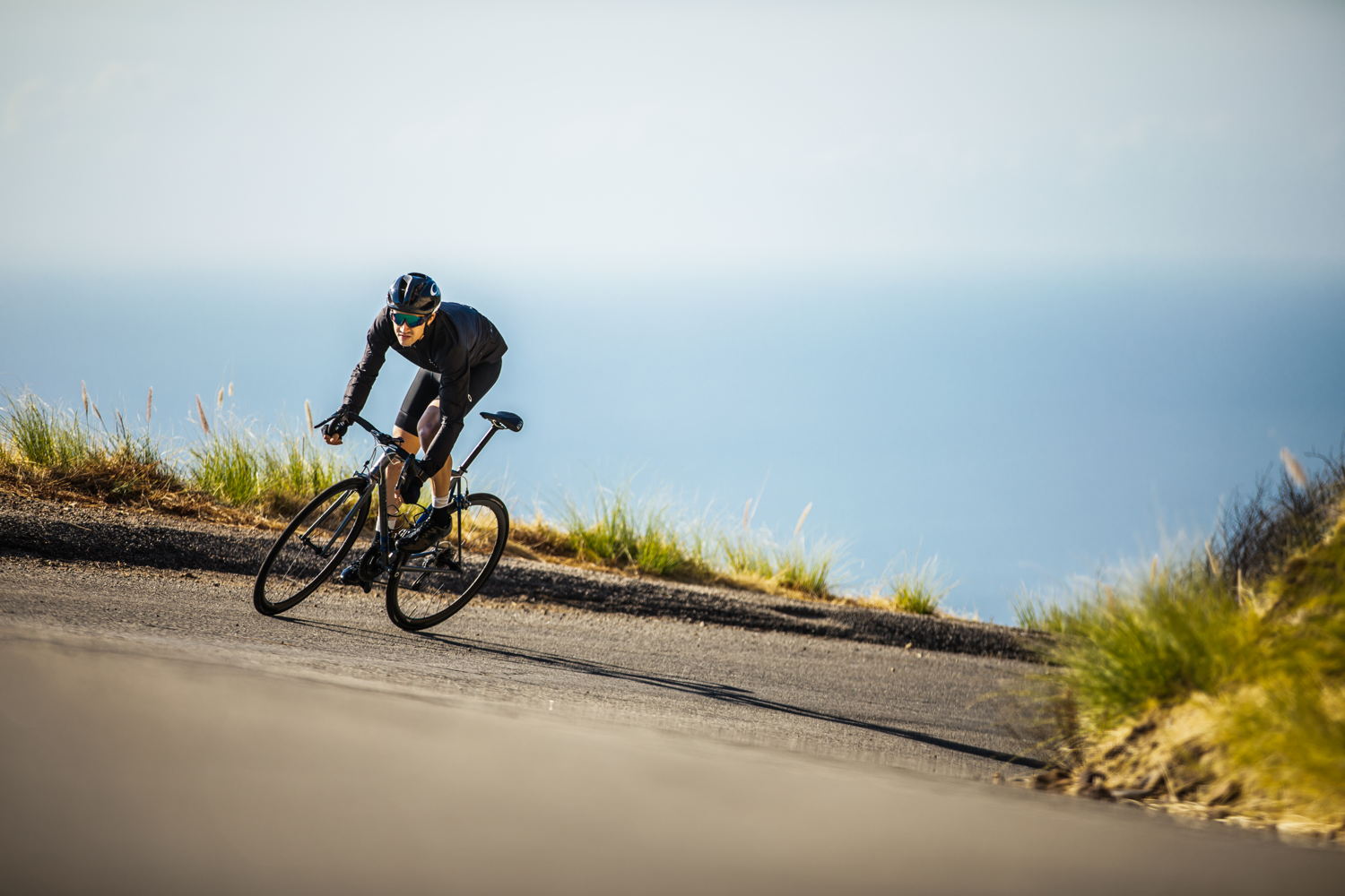 OAKLEY ROAD CYCLING COLLECTION - LIFESTYLE IMAGE (6)