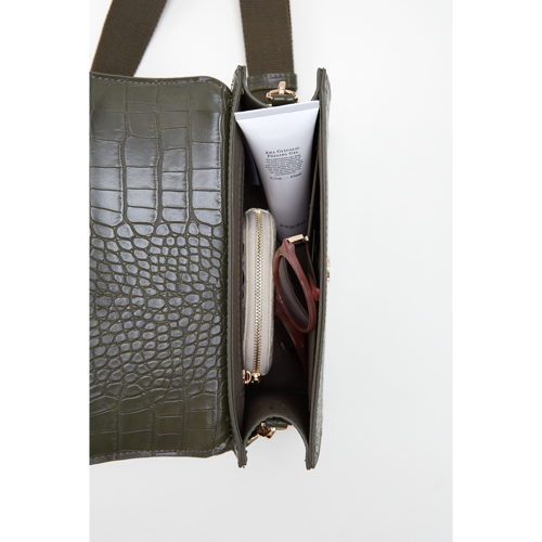 MAE at Veritas_FW22_14B122ME0003-L00_004_39,99EUR