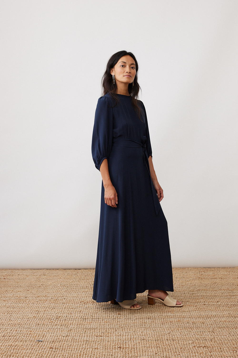 Mardi Editions - Robe Léa Soie Bleu marine1