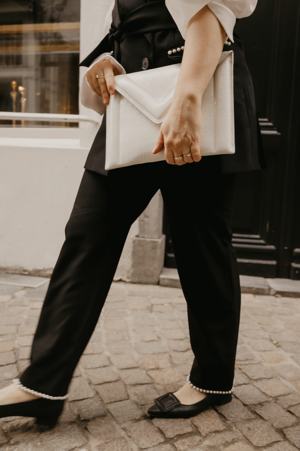 Mieke Dierckx - M-clutch Pearl -€285
