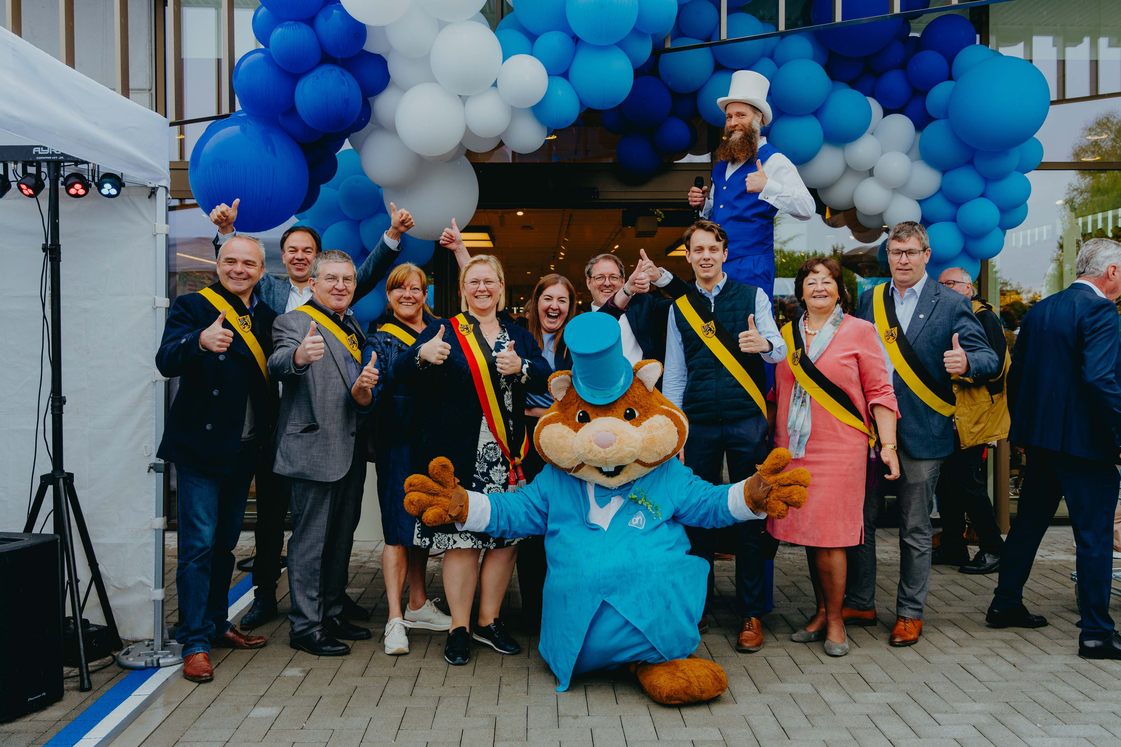 Succesvolle opening voor Albert Heijn Zwevegem