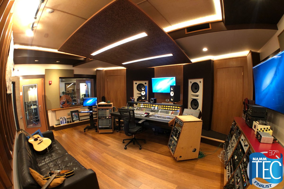 MAD OAK Studios, Boston, USA