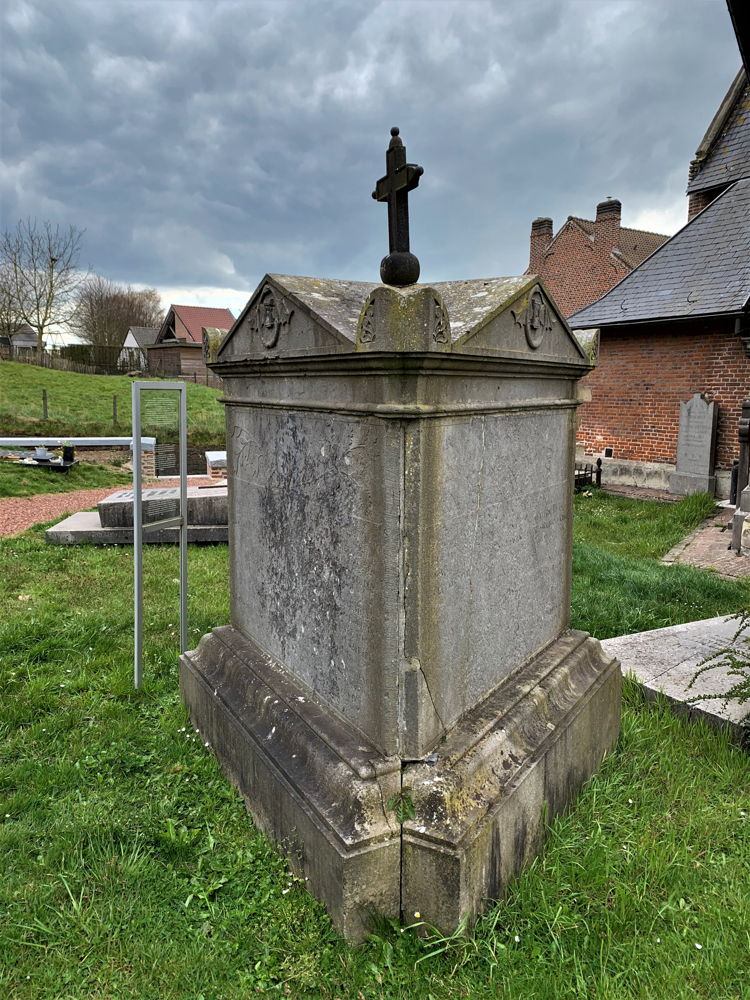 Tombeau de Paul Arconati à l'église de Gaasbeek, photo Tess Thibaut