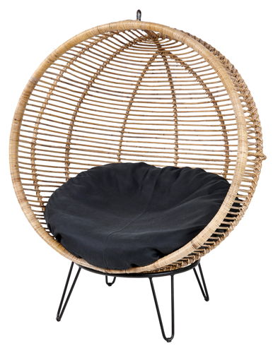 COZIE Lounge chair_€399