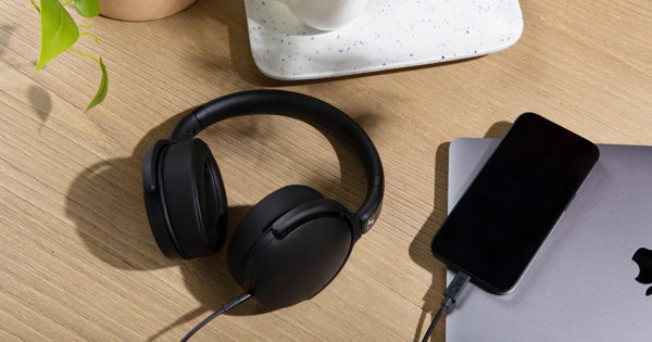 Sennheiser CX 80U & HD 400U | USB-C earbuds and headphones