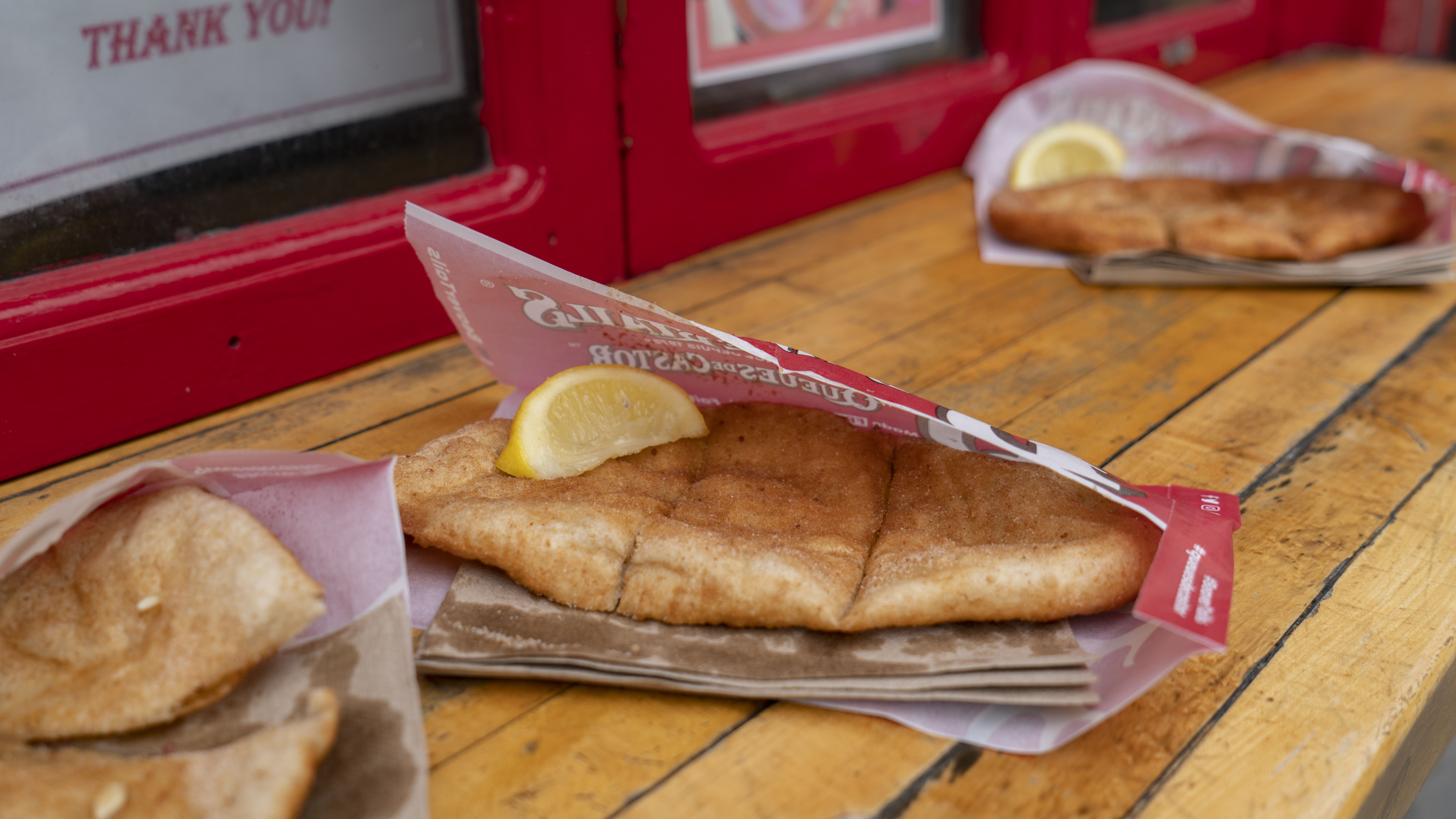 BeaverTails-Cest-Bon-Ottawa-Tours-DSC09591-credit-Ottawa-Tourism.jpg