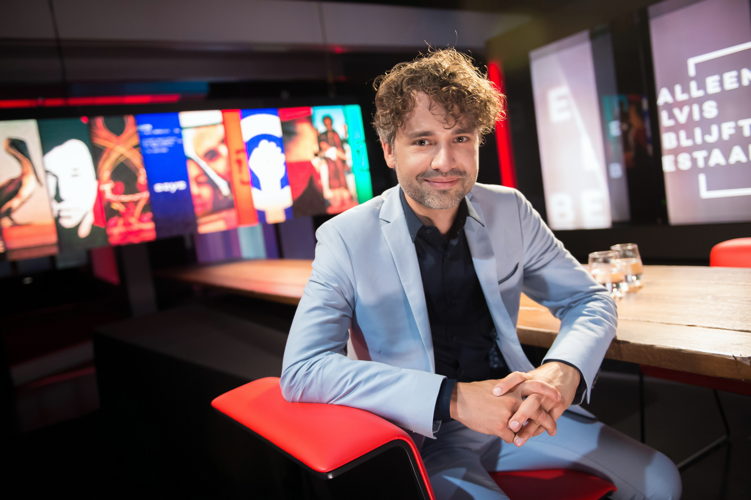 Alleen Elvis blijft bestaan - (c) Joost Joossen